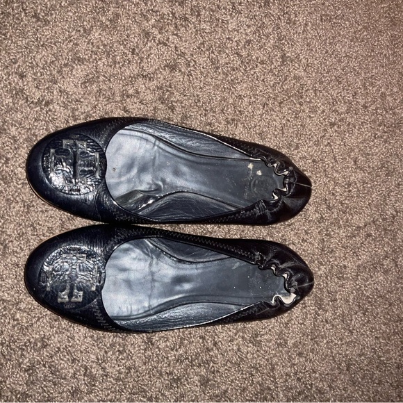 All black Tory Burch flats - Picture 1 of 2